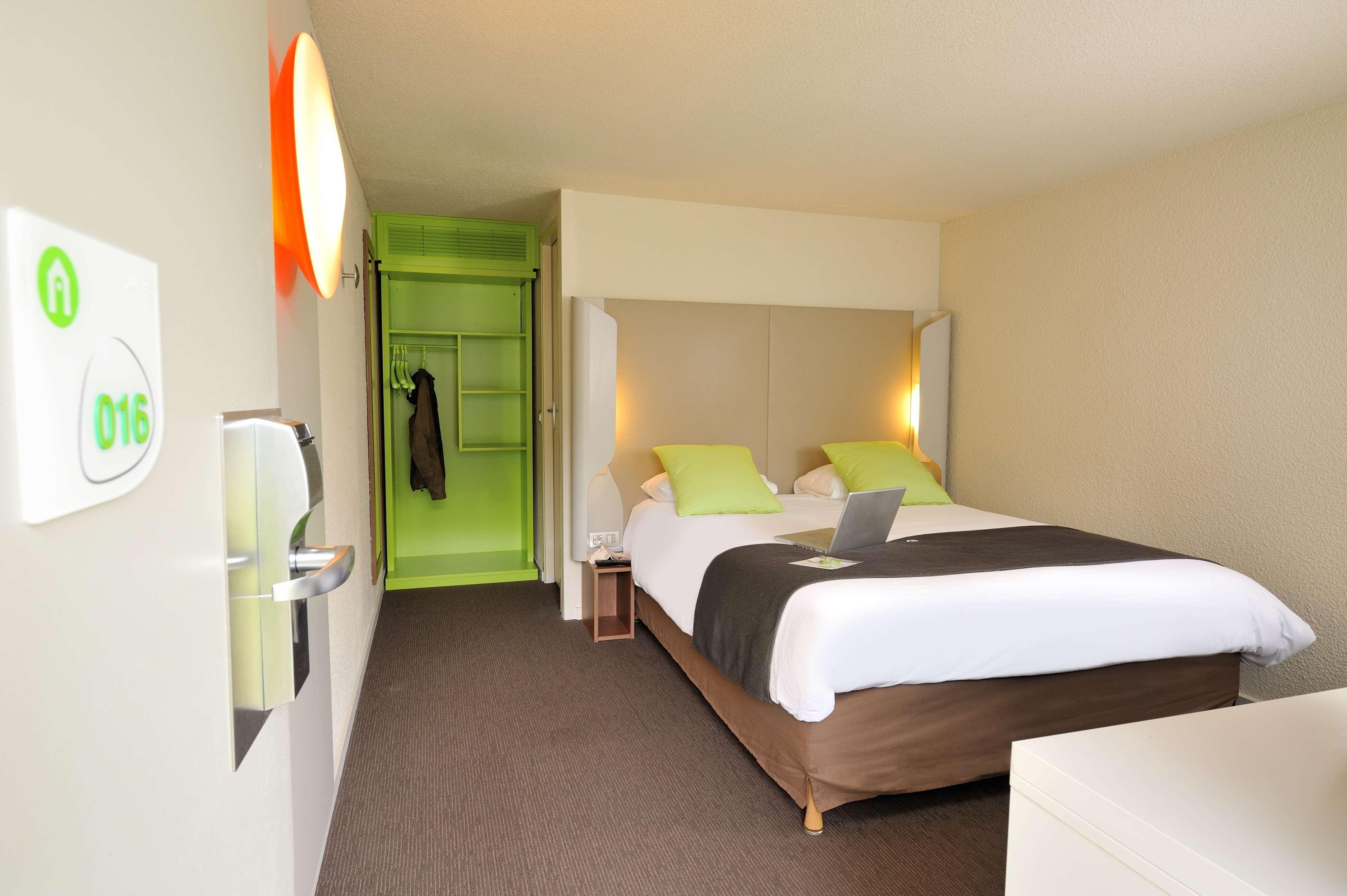 Campanile Hotel Beauvais Zewnętrze zdjęcie