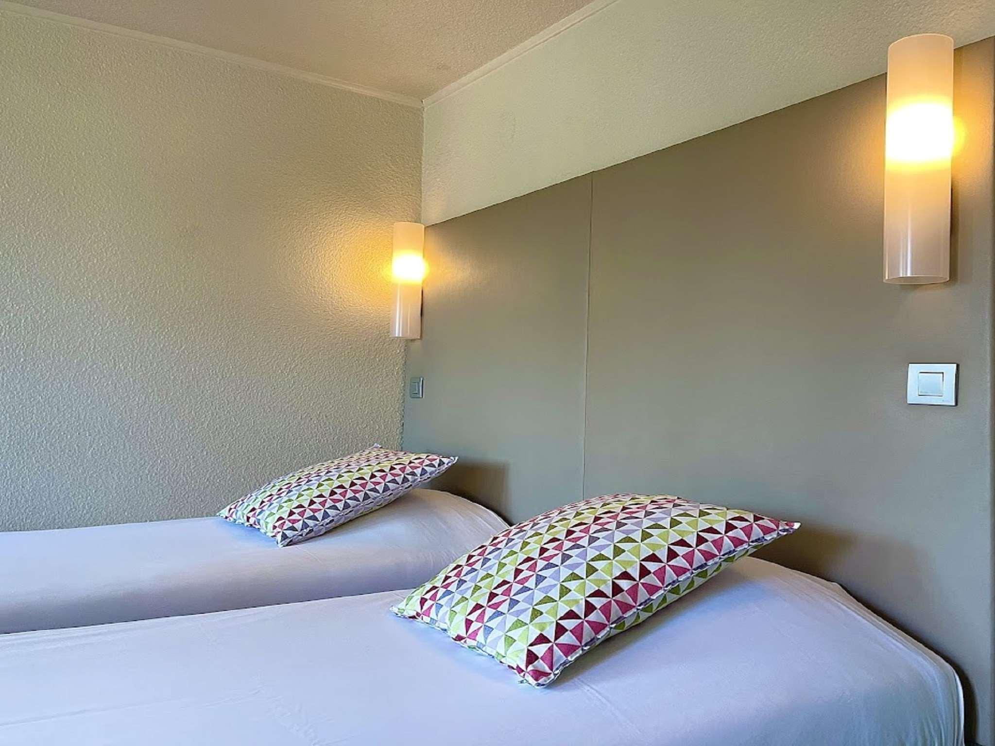 Campanile Hotel Beauvais Zewnętrze zdjęcie