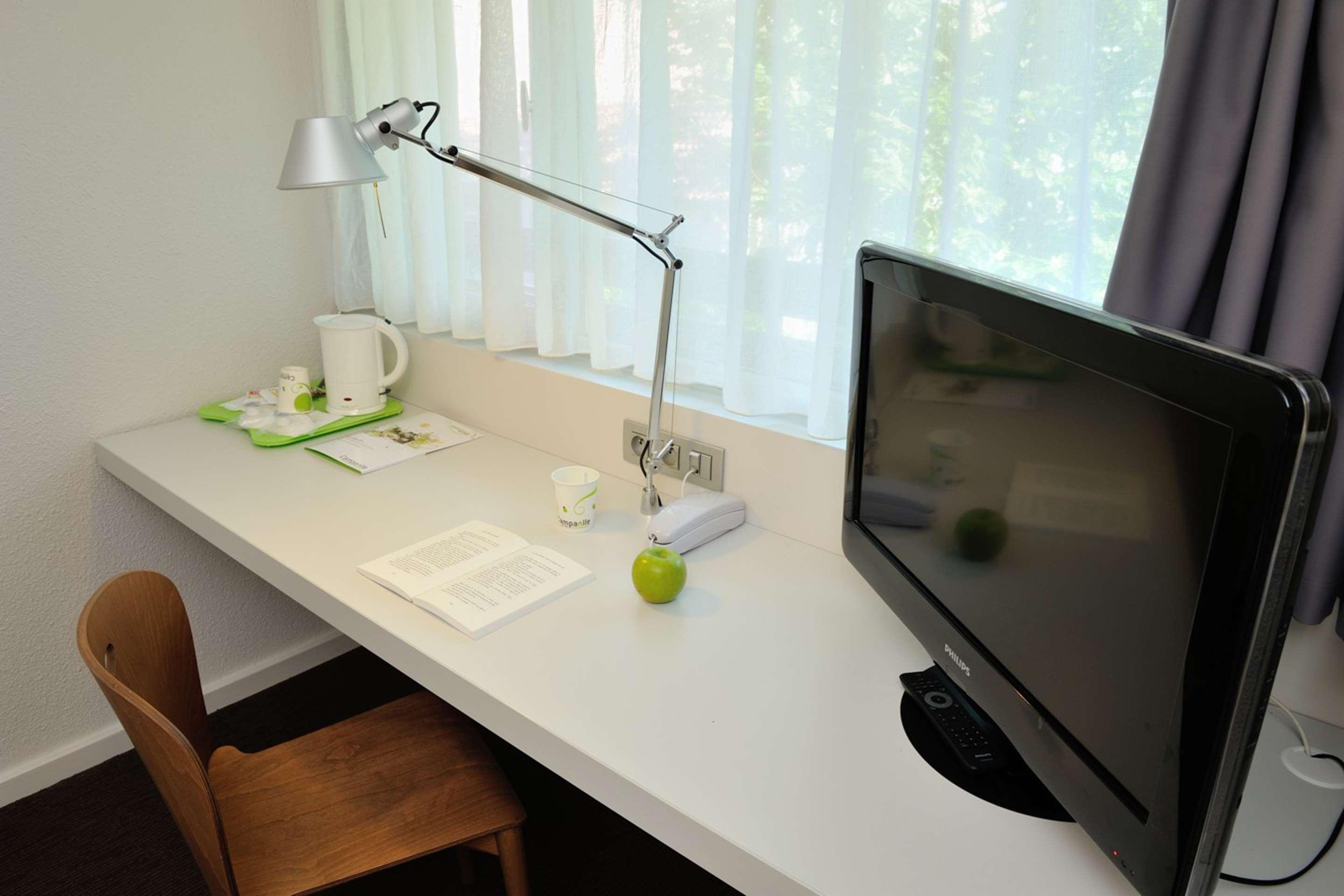 Campanile Hotel Beauvais Zewnętrze zdjęcie