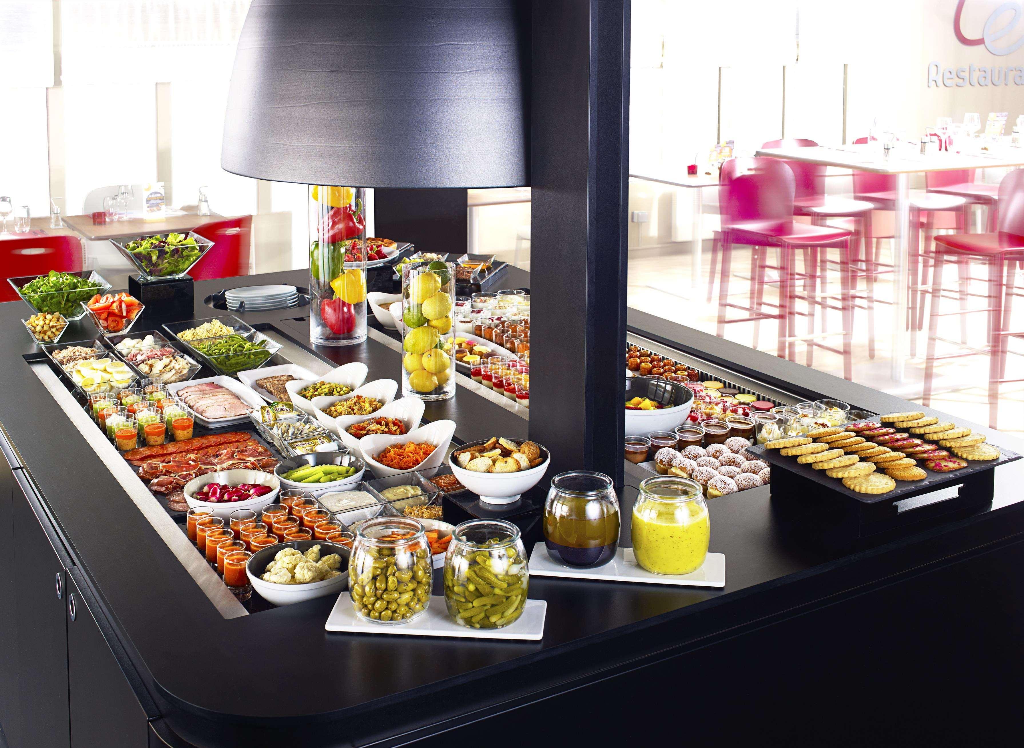Campanile Hotel Beauvais Zewnętrze zdjęcie