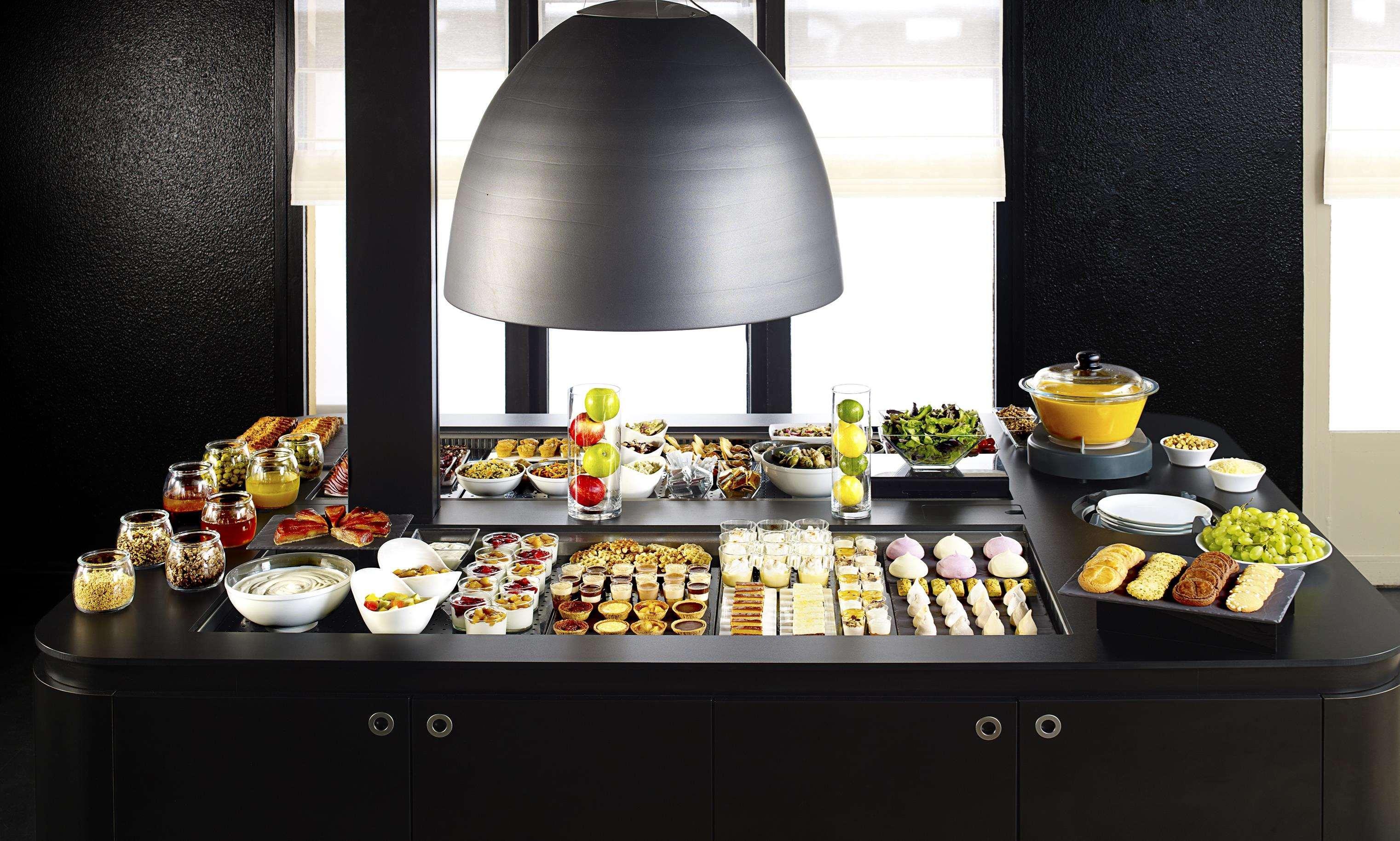Campanile Hotel Beauvais Zewnętrze zdjęcie